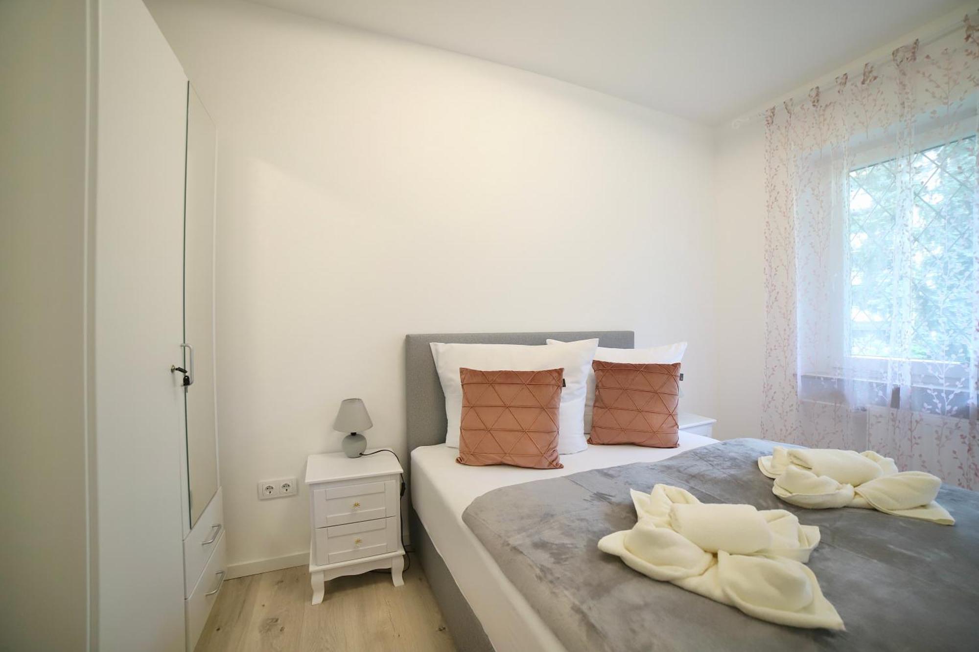 Exsklusiv Apartment Im Mittelpunkt Baden-Baden Exteriör bild