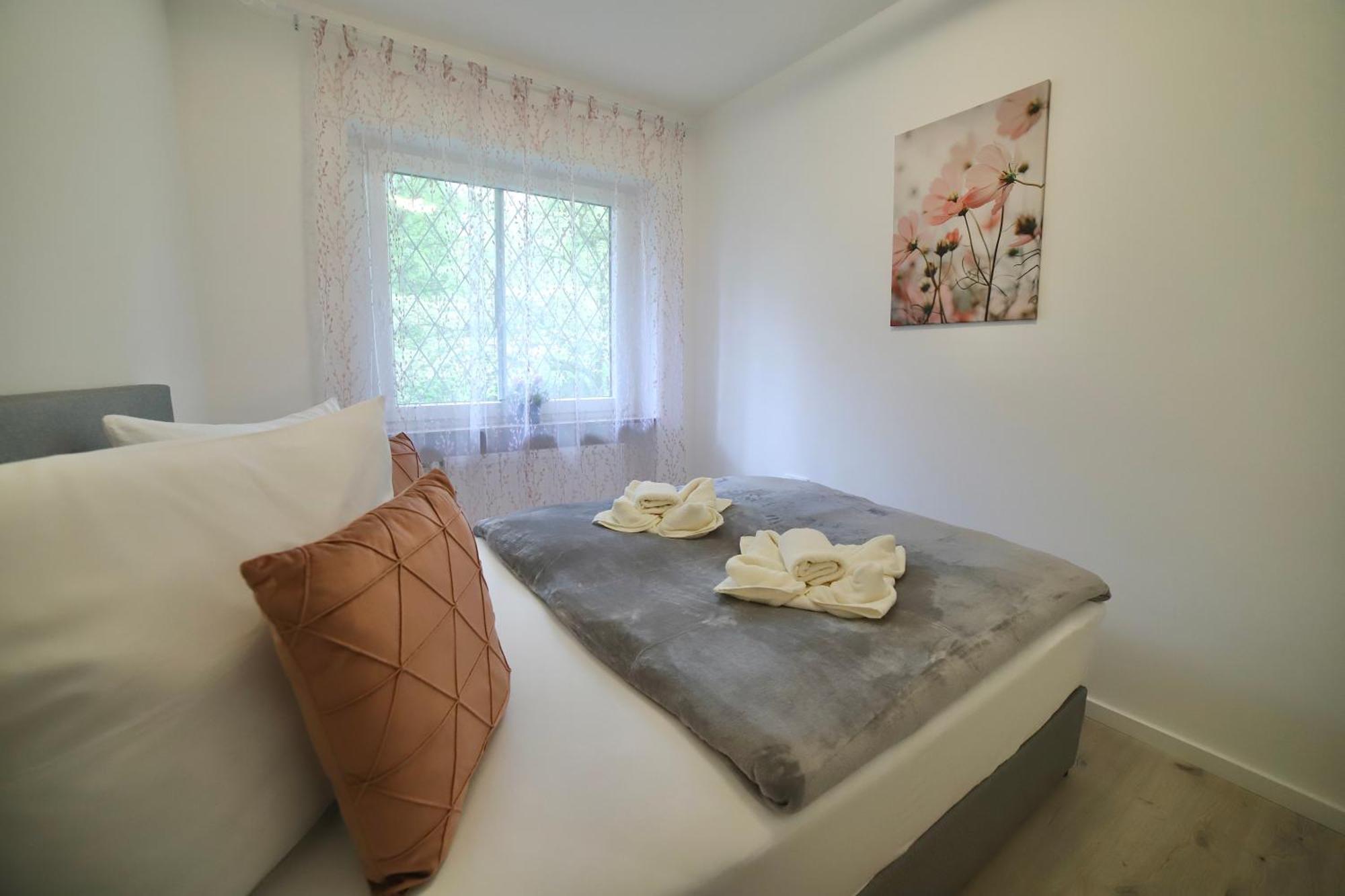 Exsklusiv Apartment Im Mittelpunkt Baden-Baden Exteriör bild